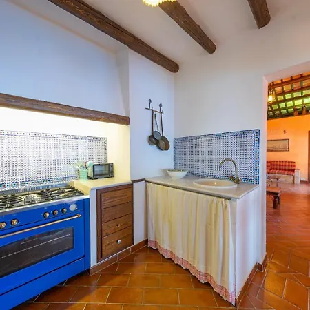 Villa Dei Castagni Con Vista Mare By Wonderful Italy